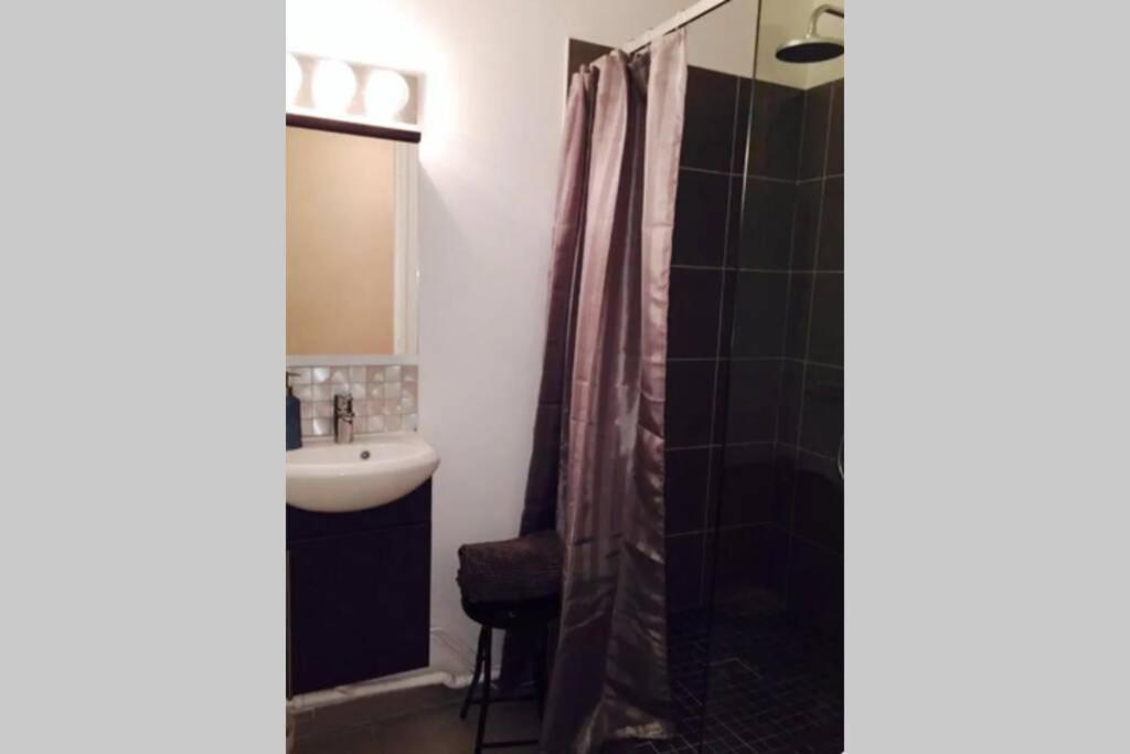 Apartment Studio Cosy Et Terrasse-jardin Superbe Vue Mer *